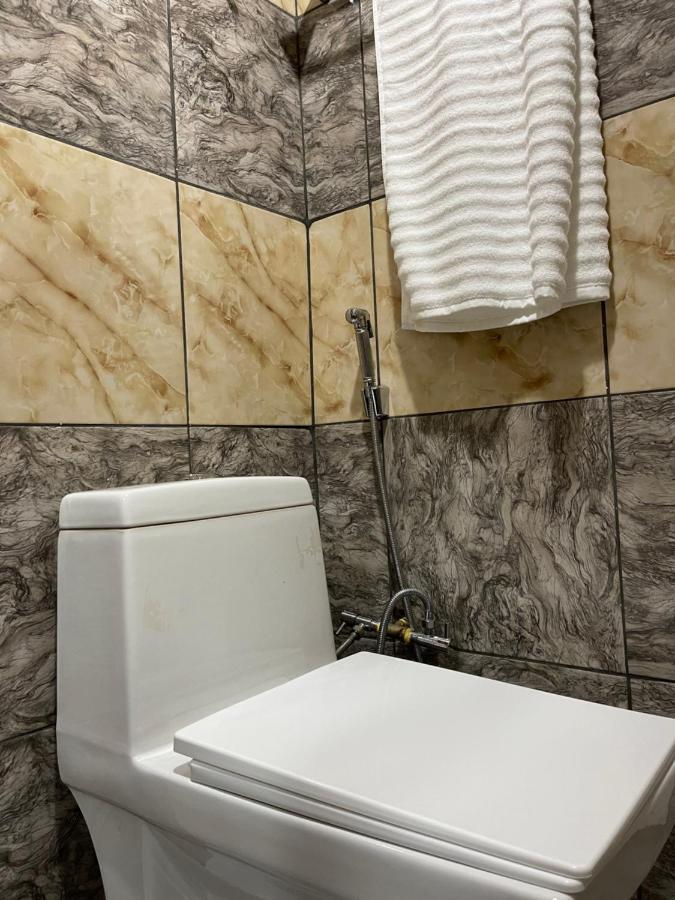 La Rochelle Hotel Yaoundé Esterno foto