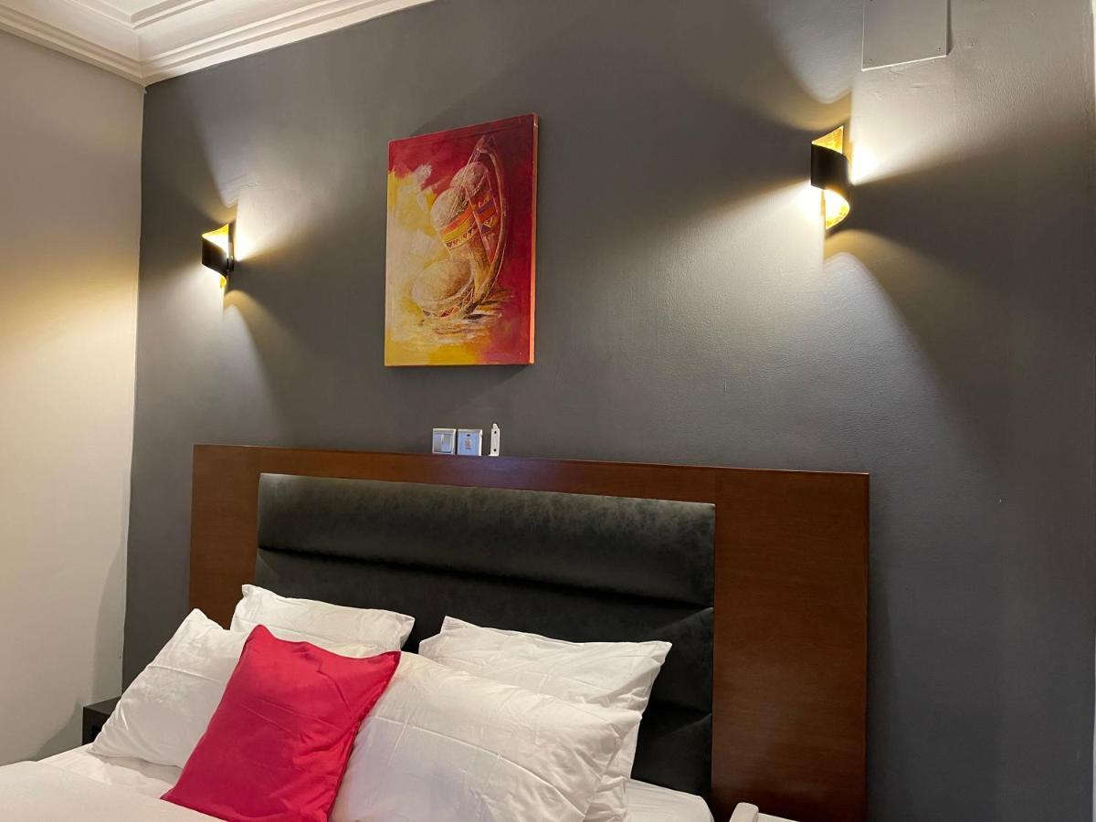 La Rochelle Hotel Yaoundé Esterno foto